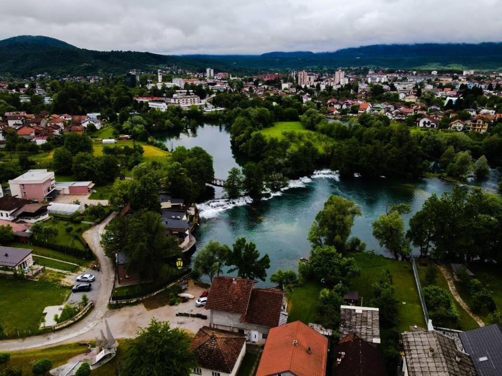 Holiday Home Waterfall View Bihac Exterior photo